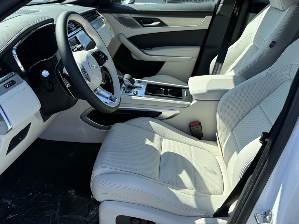 2026 Jaguar F-PACE P400 R-Dynamic S photo 10