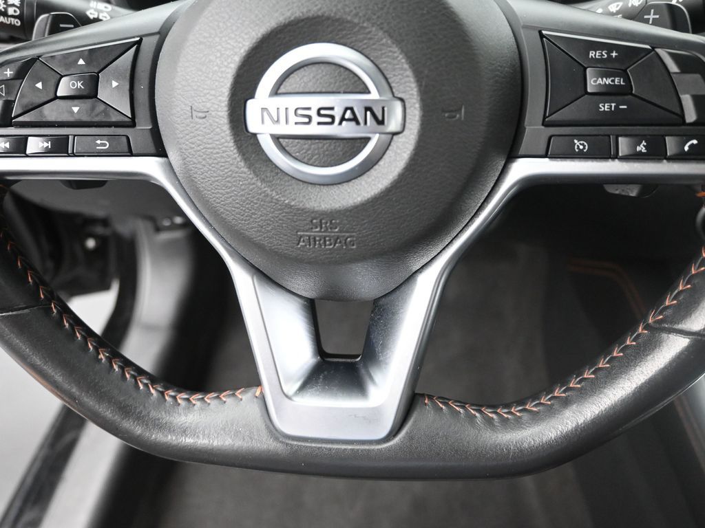 2022 Nissan Altima 2.5 SR photo 12