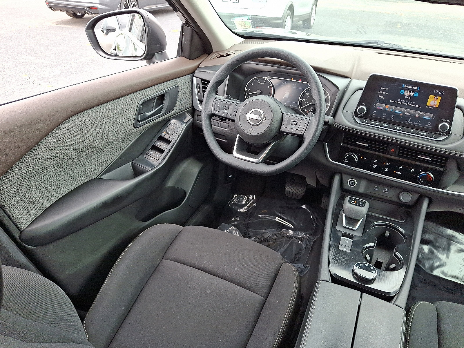 2023 Nissan Rogue S photo 14