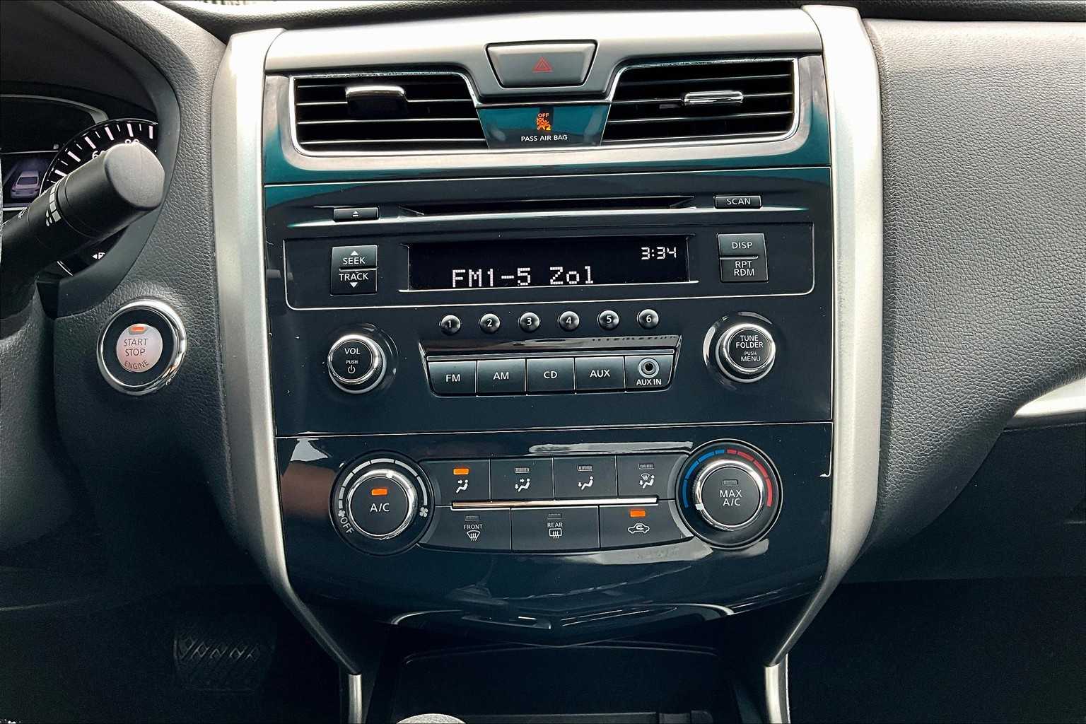 2015 Nissan Altima 2.5 S photo 6