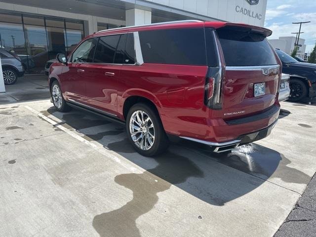 2023 Cadillac Escalade ESV Premium Luxury Platinum photo 3