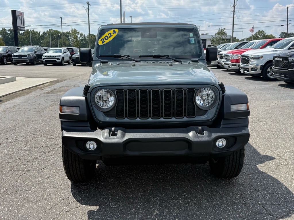 2024 Jeep Wrangler Sport S photo 7