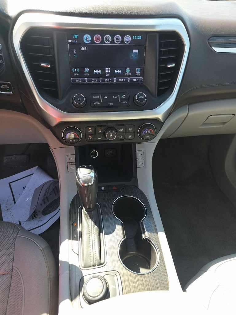 2017 Gmc Acadia SLT photo 4