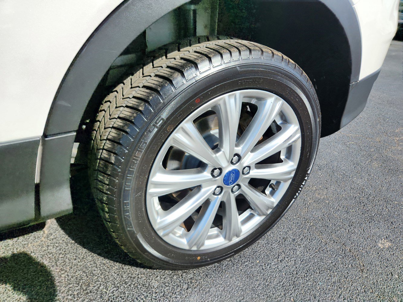 2017 Ford Escape Titanium photo 45