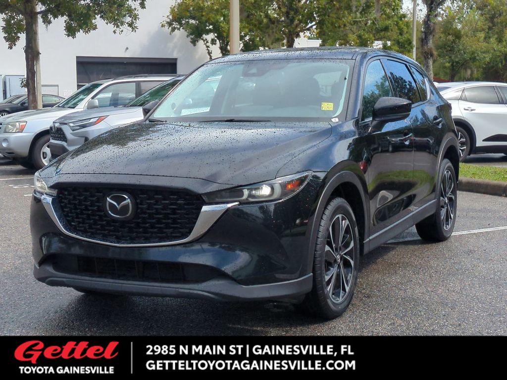 2023 Mazda CX-5 S Premium package