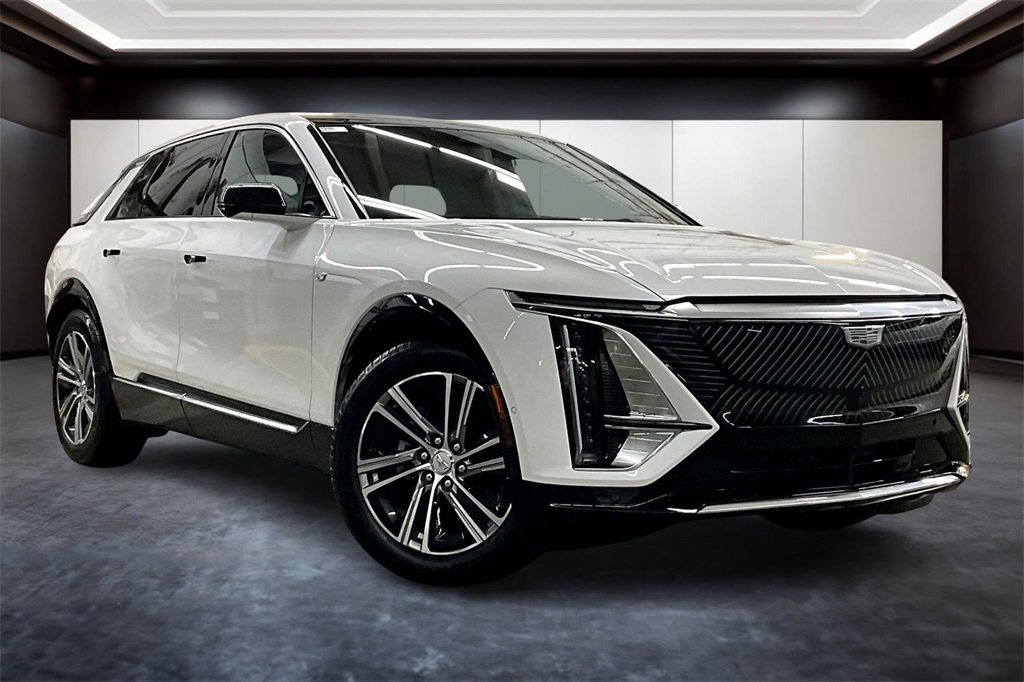 2024 Cadillac LYRIQ Luxury 1's photo