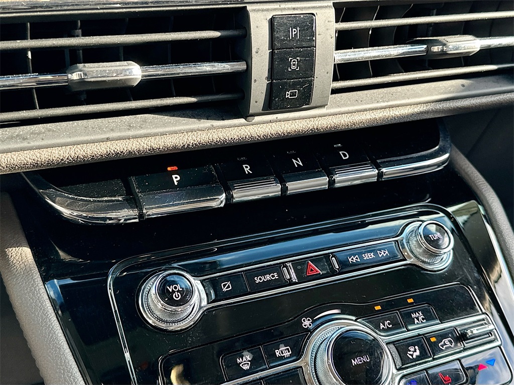 2022 Lincoln Corsair Grand Touring photo 16