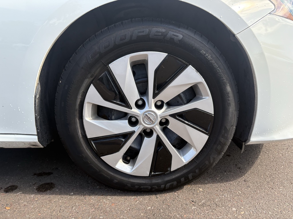 2022 Nissan Altima 2.5 S photo 4