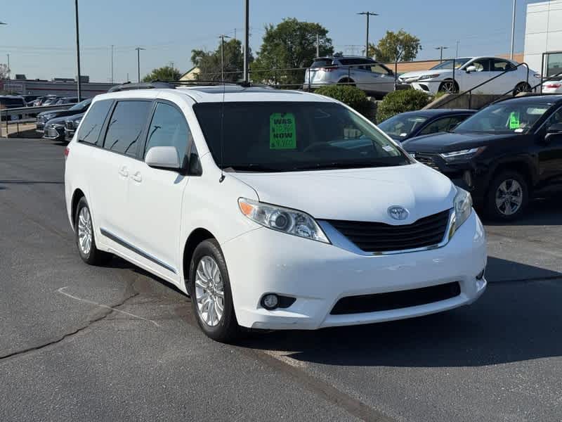 2011 Toyota Sienna