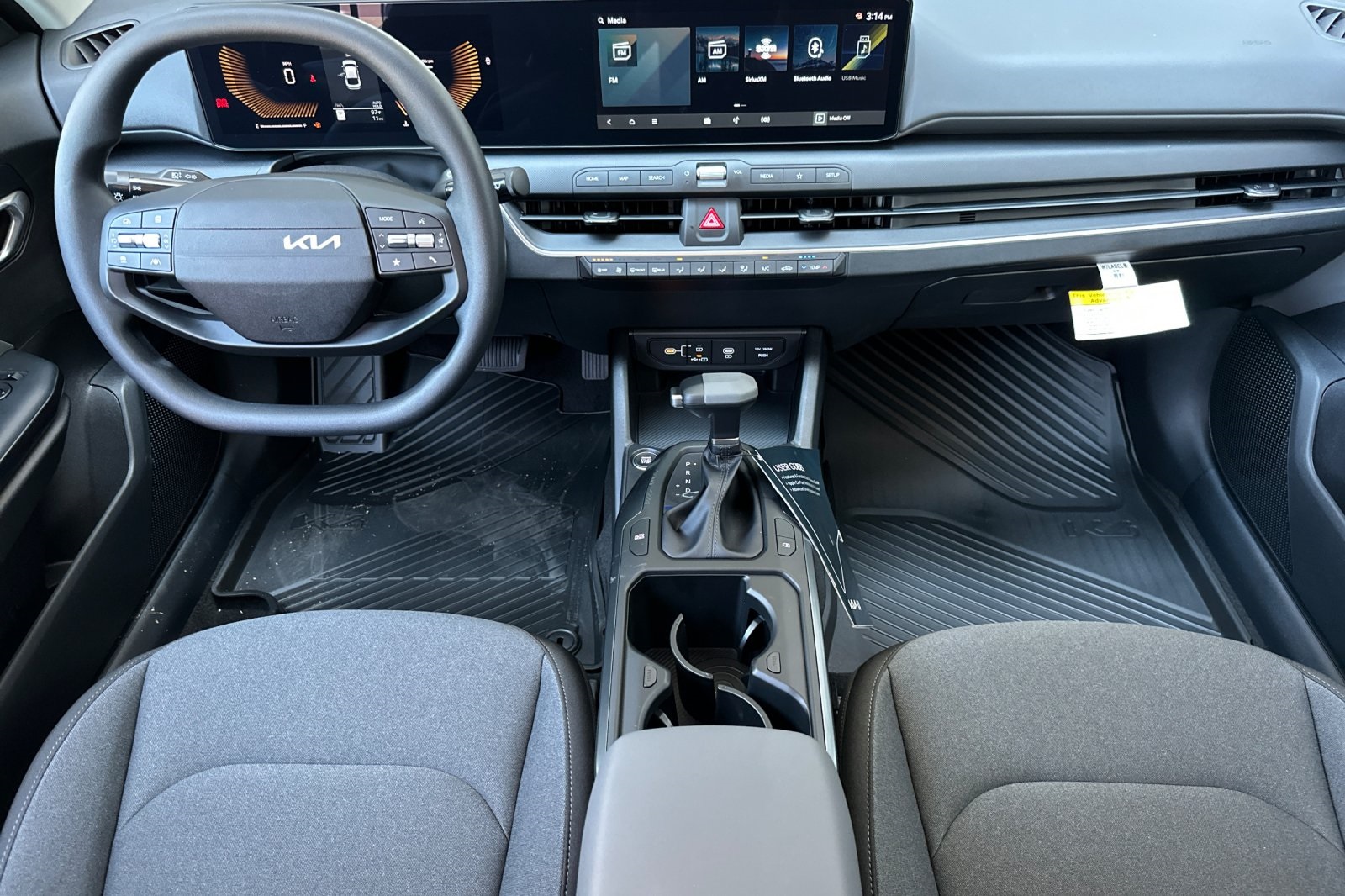 2025 Kia K4 LXS photo 9