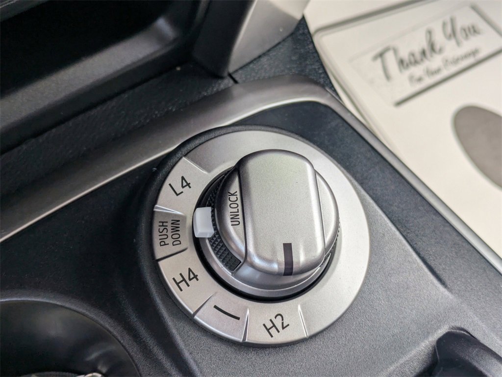 2024 Toyota 4Runner SR5 Premium photo 24