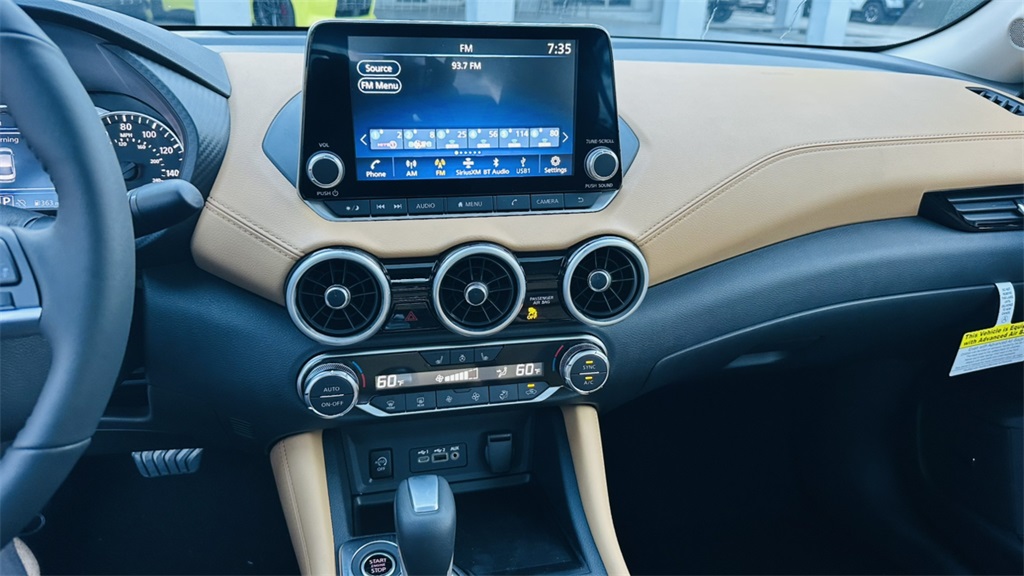 2025 Nissan Sentra SV photo 22