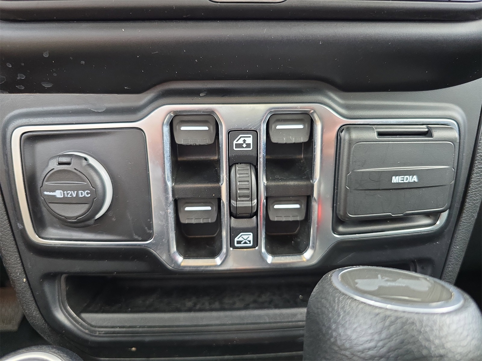 2022 Jeep Wrangler Unlimited Sport Altitude photo 17