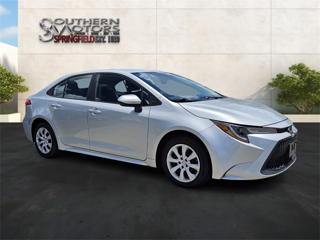 2022 Toyota Corolla LE photo 9