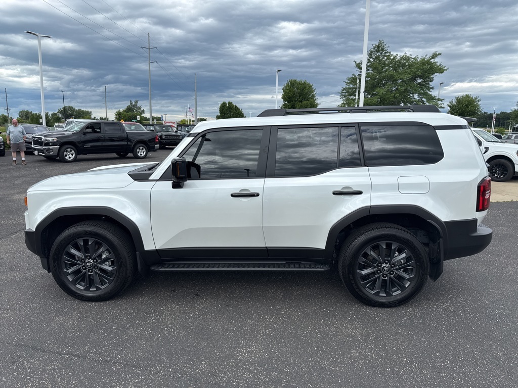 2024 Toyota Land Cruiser Base photo 9