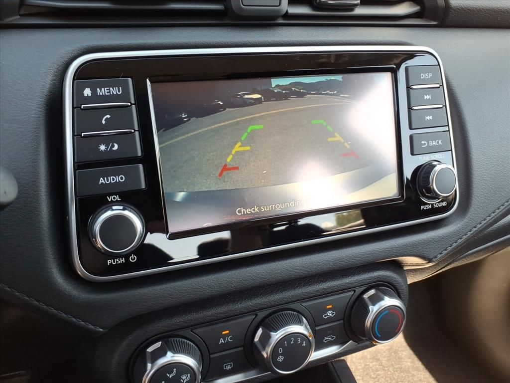 2025 Nissan Versa S photo 17
