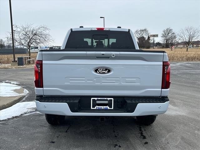 2025 Ford F-150 XLT photo 5