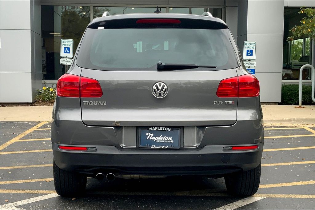 2014 Volkswagen Tiguan SE photo 3