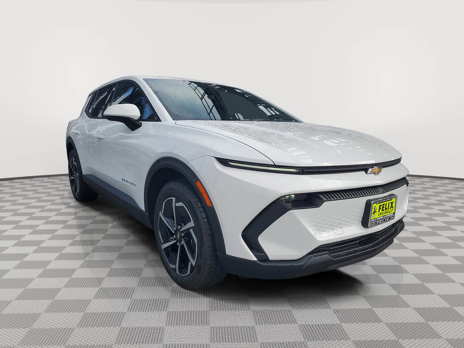 2026 Chevrolet Equinox EV 1LT photo 2