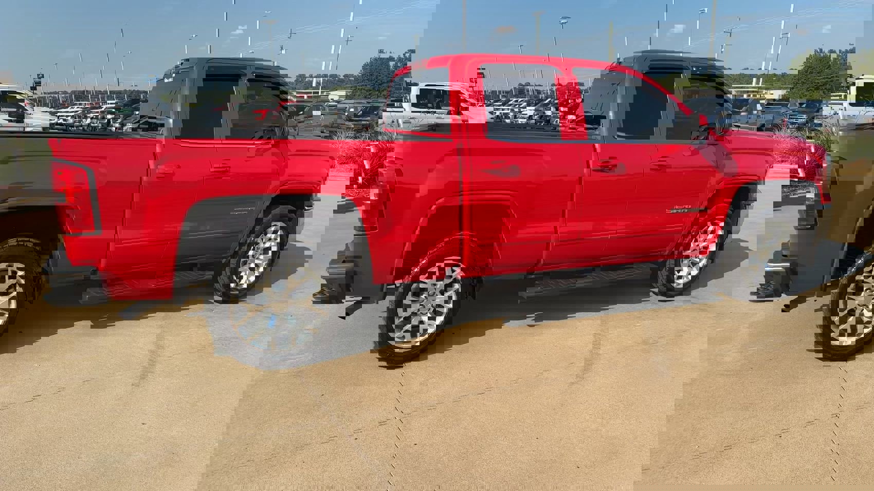 2018 Gmc Sierra 1500 SLE photo 9