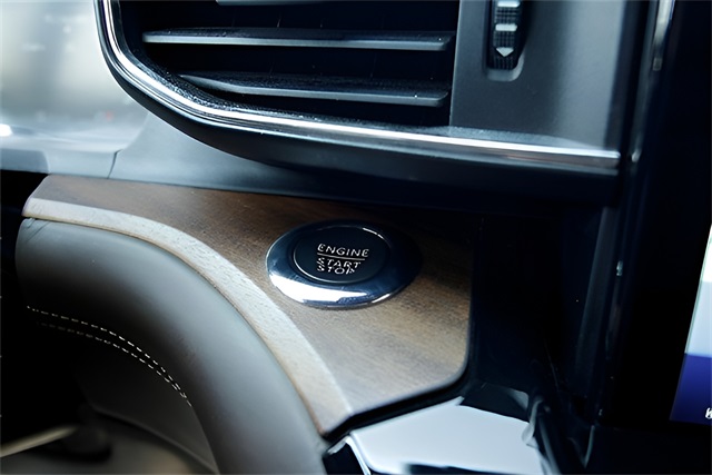 2022 Ford Explorer King Ranch photo 21