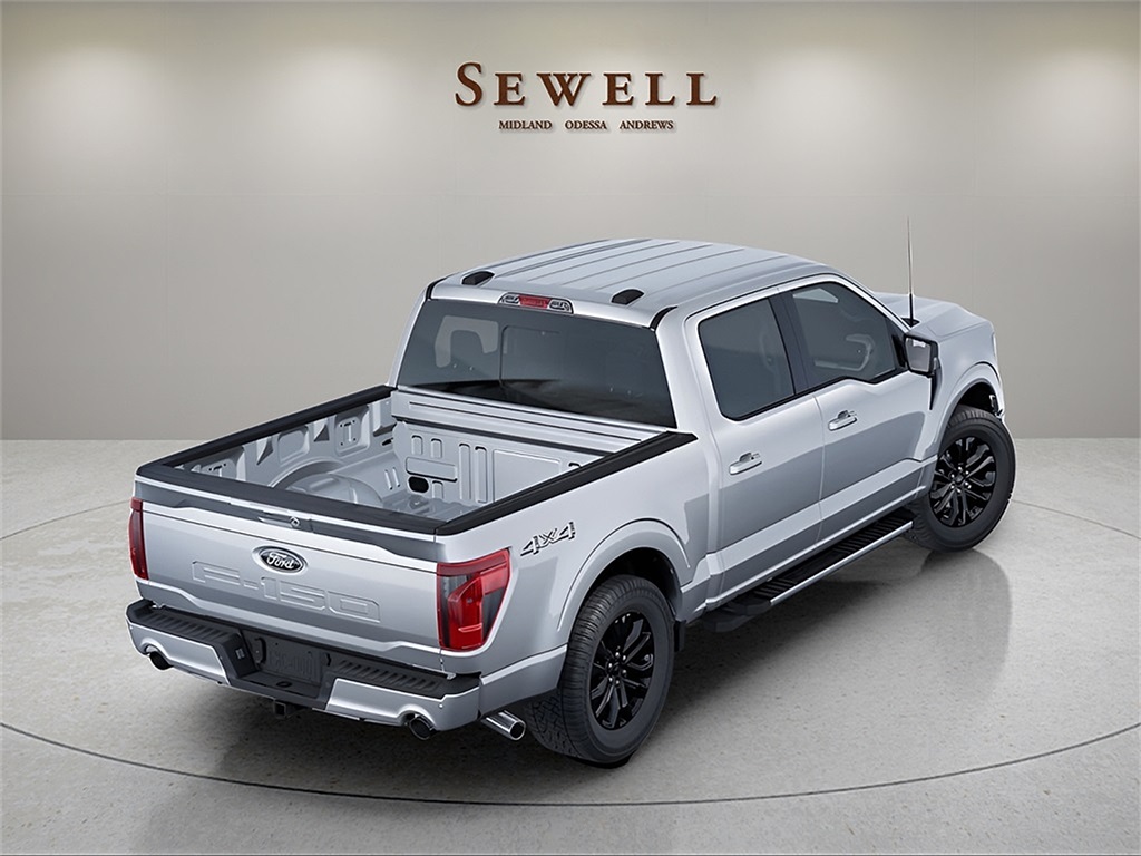 2025 Ford F-150 XLT photo 3