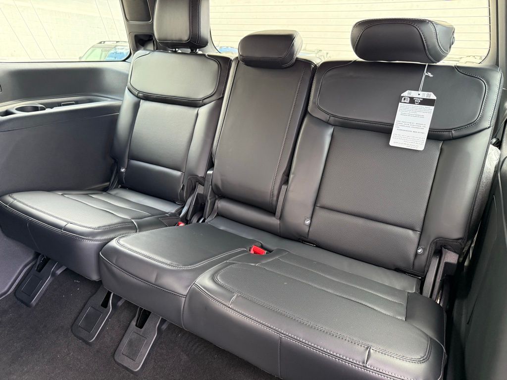 2025 Ford Expedition Platinum photo 9