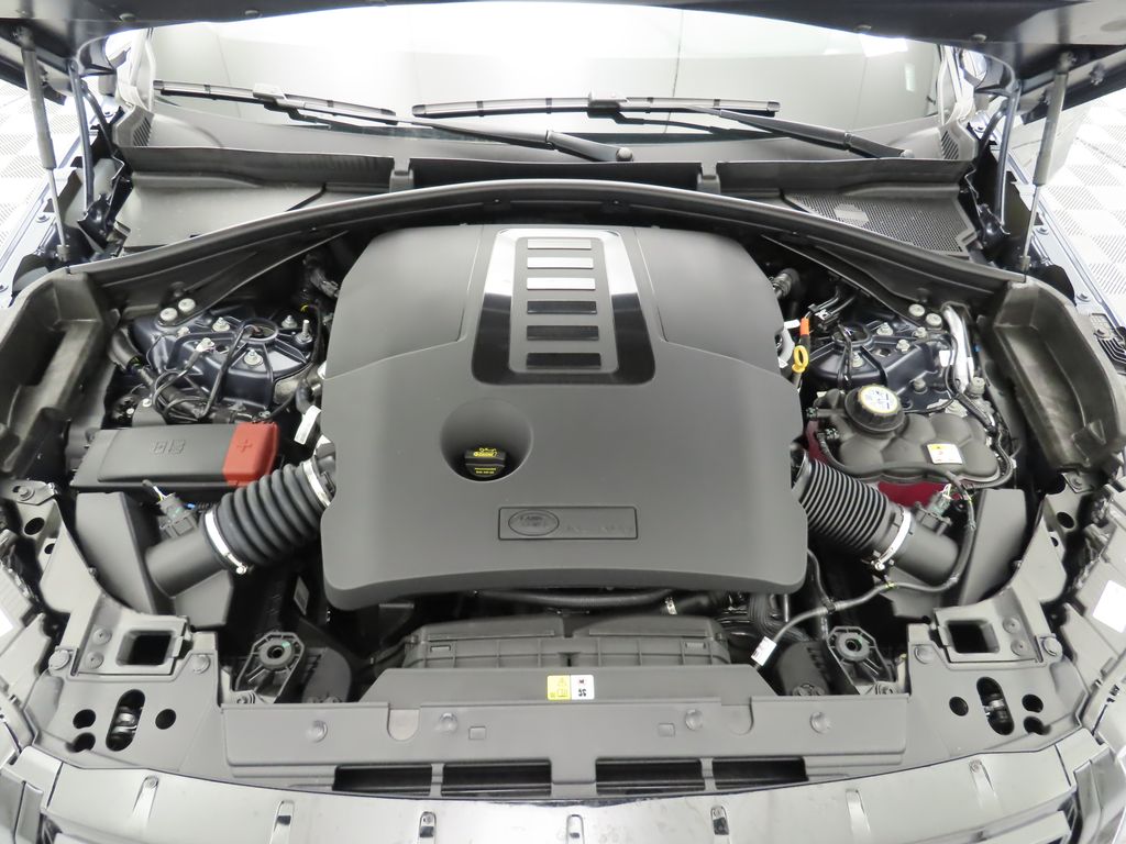 2026 Land Rover Range Rover Velar SE photo 28