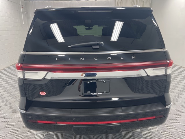 2023 Lincoln Navigator L Reserve photo 7