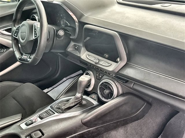 2018 Chevrolet Camaro SS photo 20
