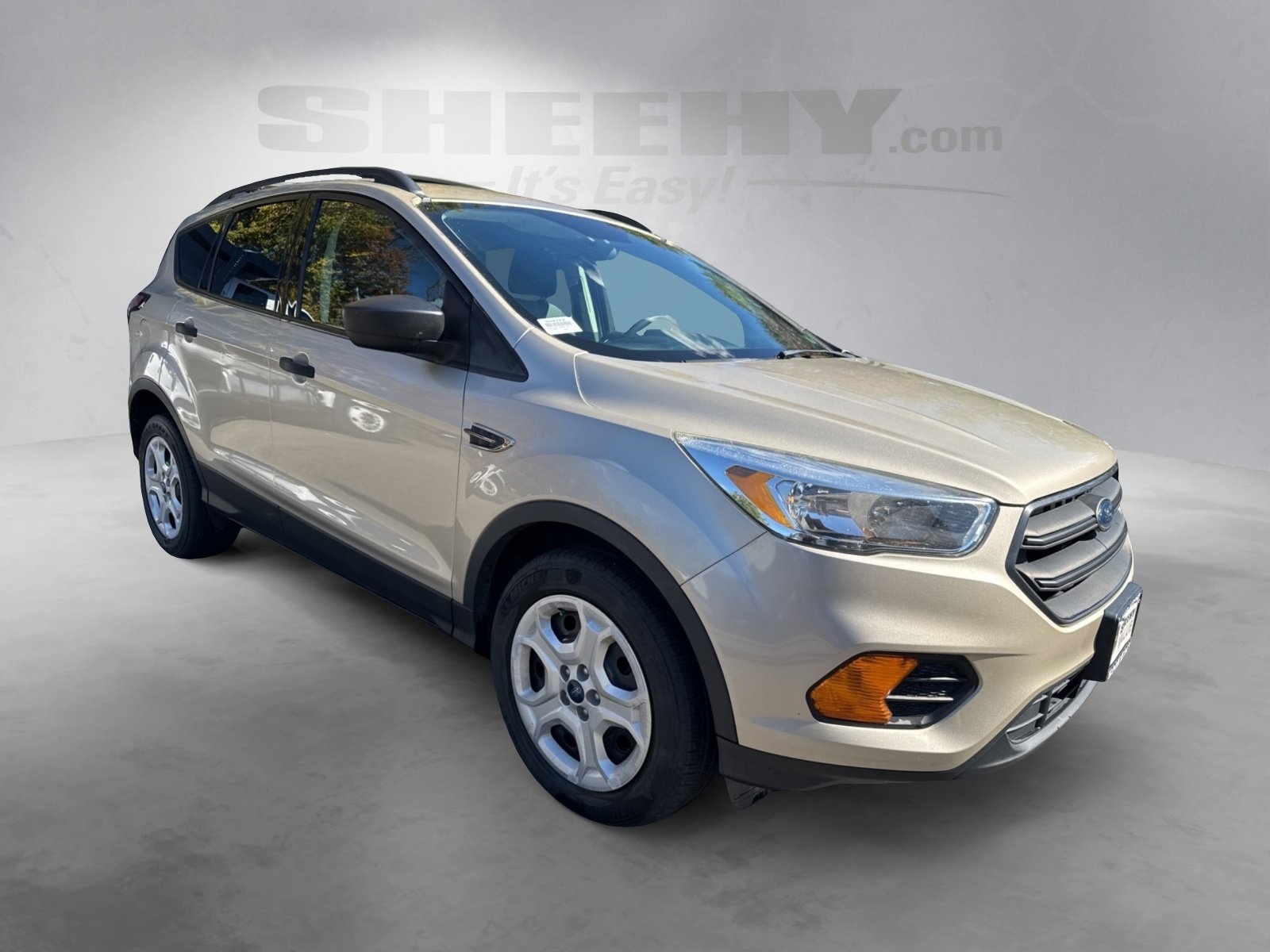 2017 Ford Escape S photo 2