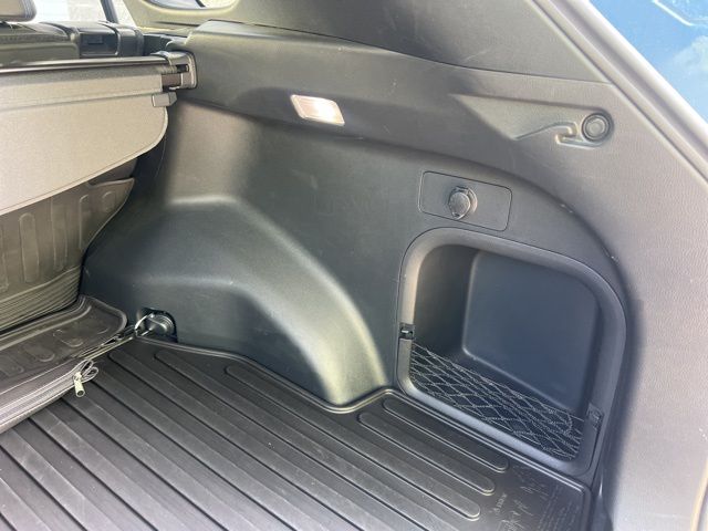 2024 Toyota RAV4 Hybrid XSE photo 26