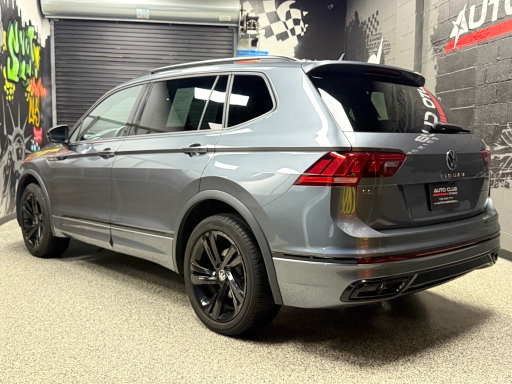 2023 Volkswagen Tiguan SE R-Line Black photo 4