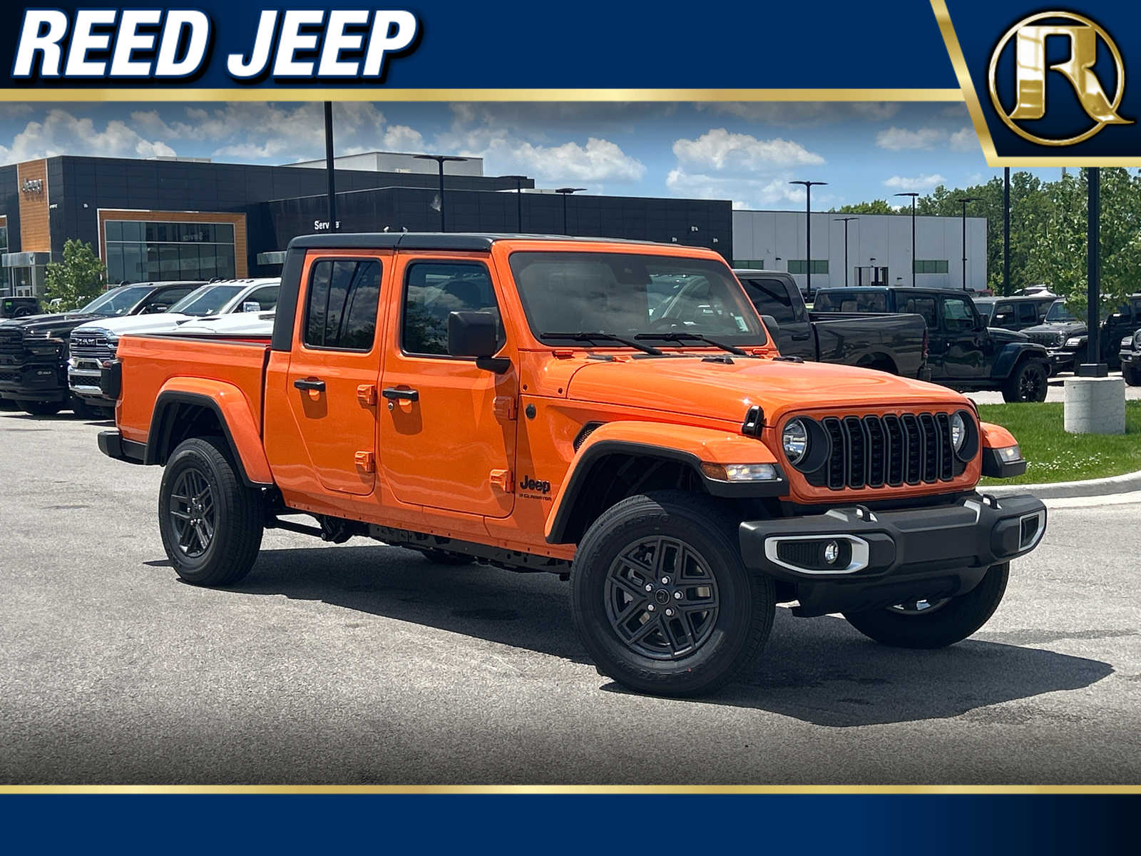 2025 Jeep Gladiator Sport S's photo