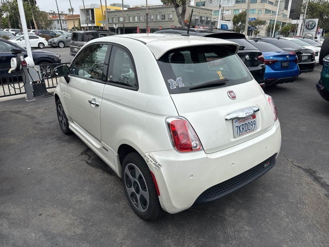 2015 Fiat 500e photo 2