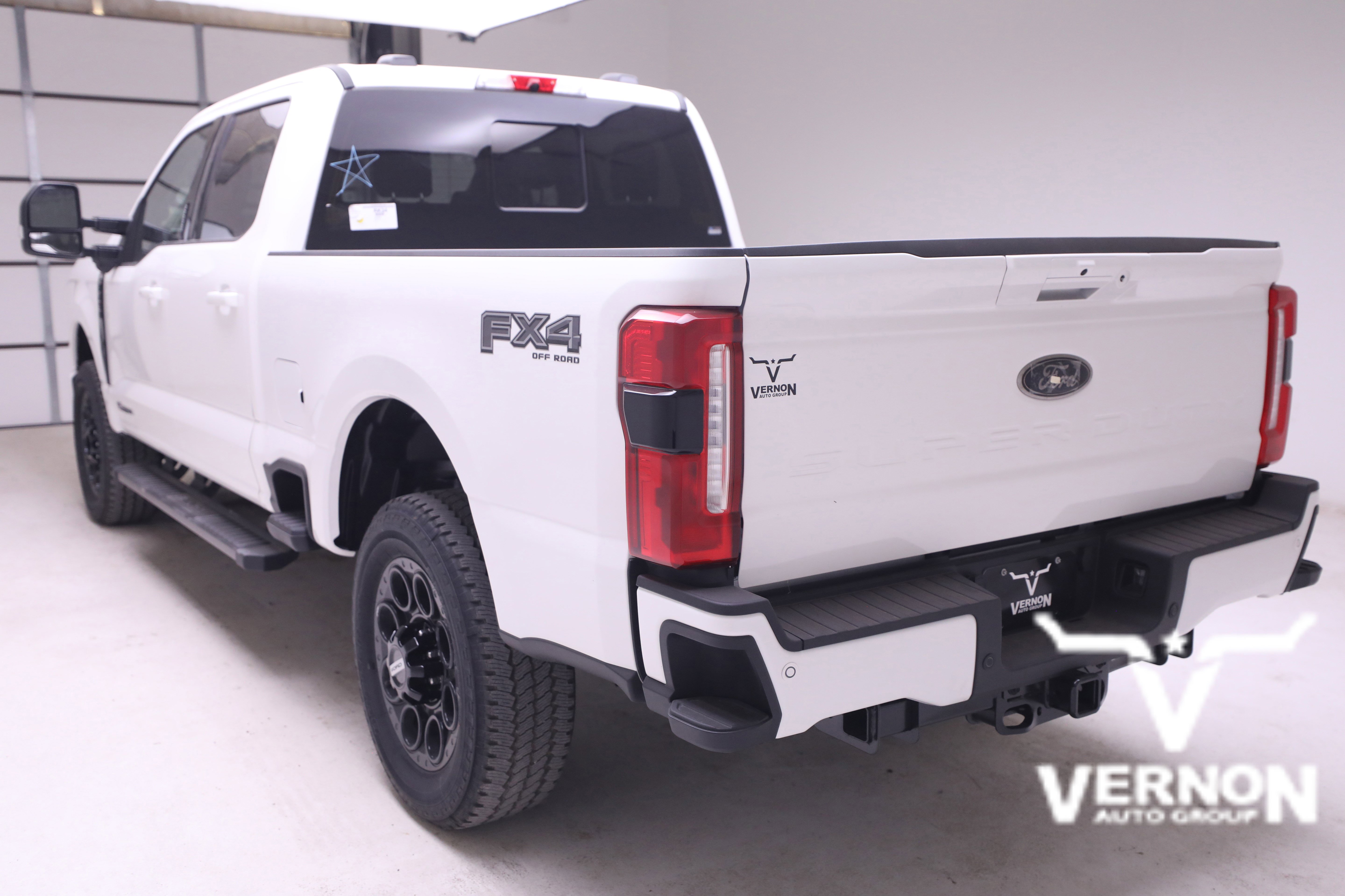 2026 Ford F-250 Lariat FX4 photo 2