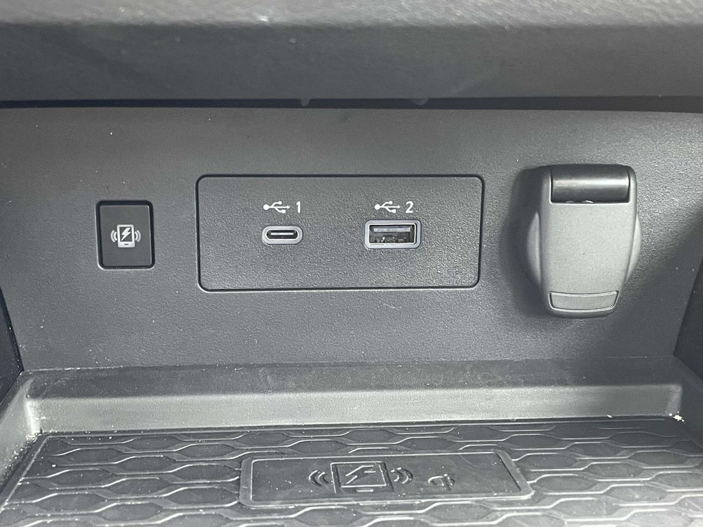 2023 Nissan Altima 2.5 SR photo 20
