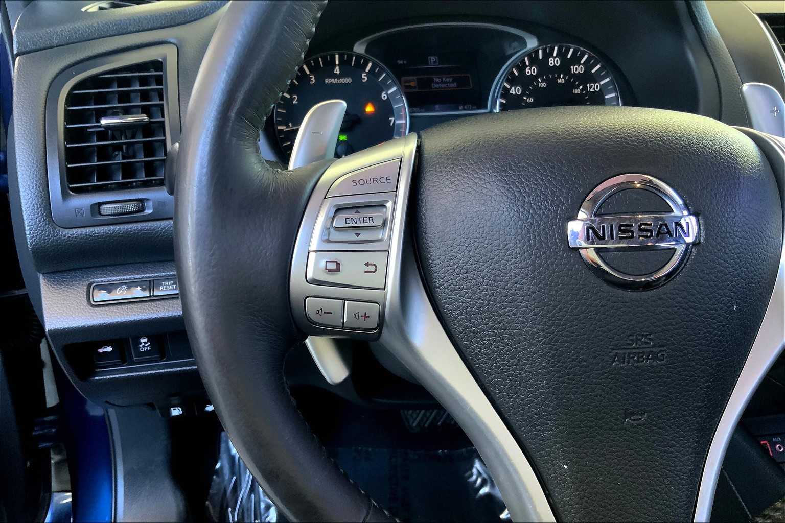 2018 Nissan Altima 2.5 SR photo 23
