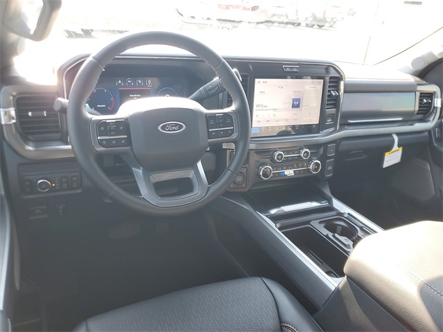 2025 Ford F-250 Lariat photo 14