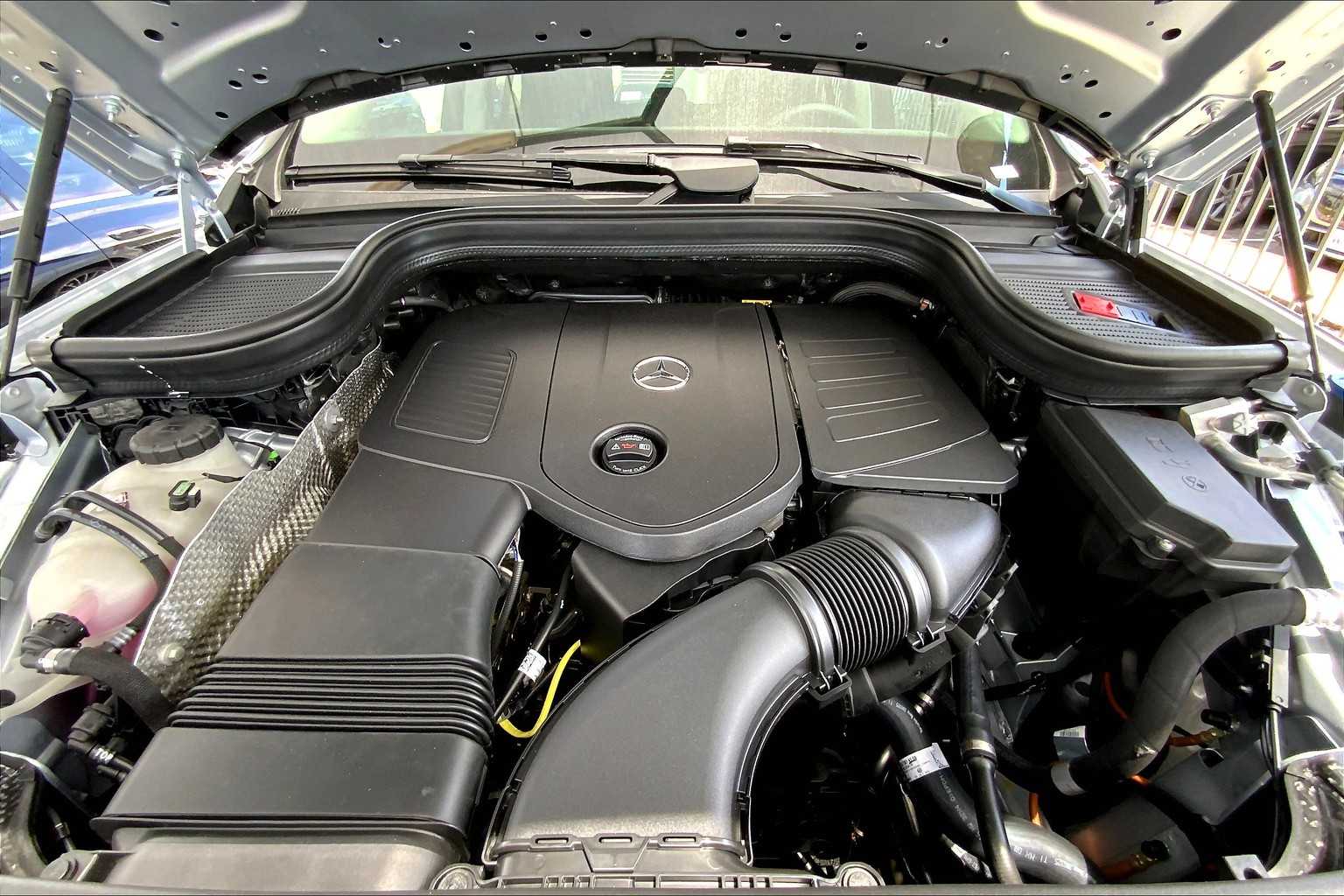 2025 Mercedes Benz GLE 350 4MATIC photo 14