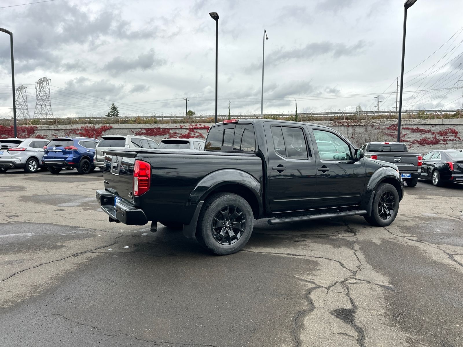 2020 Nissan Frontier Crew Cab SV photo 3