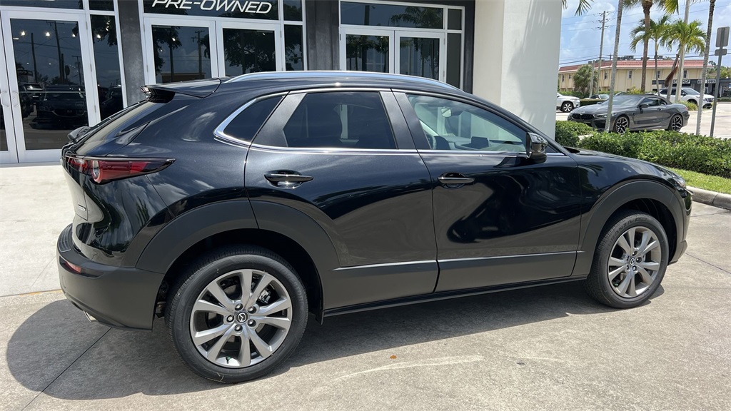 2025 Mazda CX-30 2.5 S Preferred photo 4