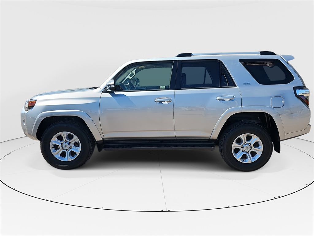 2024 Toyota 4Runner SR5 Premium photo 5