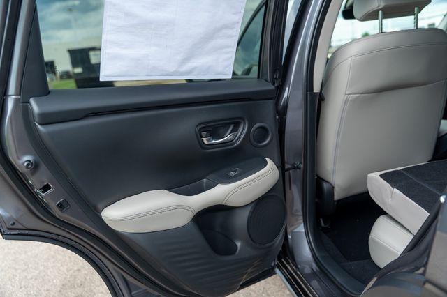 2026 Honda HR-V EX-L photo 17