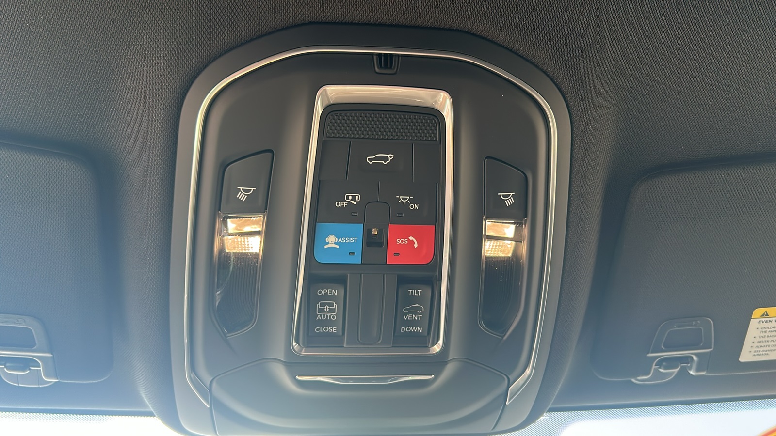 2025 Jeep Grand Cherokee Altitude X photo 26