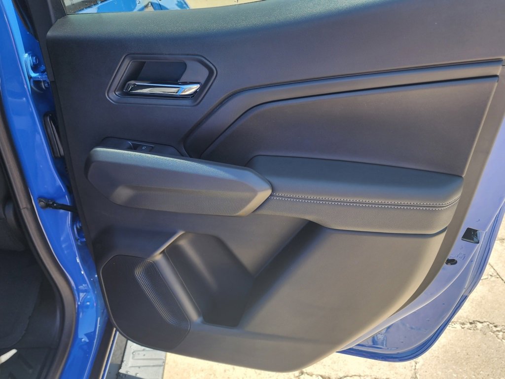 2025 Gmc Canyon Elevation photo 38