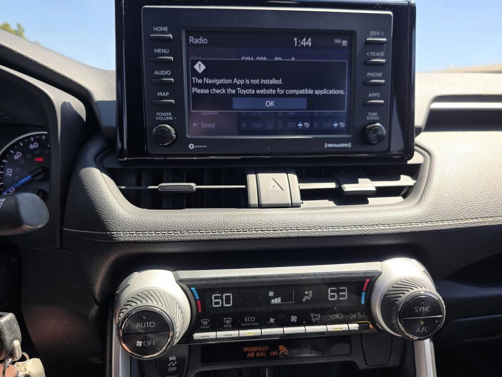 Used 2022 Toyota RAV4 LE with VIN JTMMWRFV3ND164219 for sale in Northfield, Minnesota