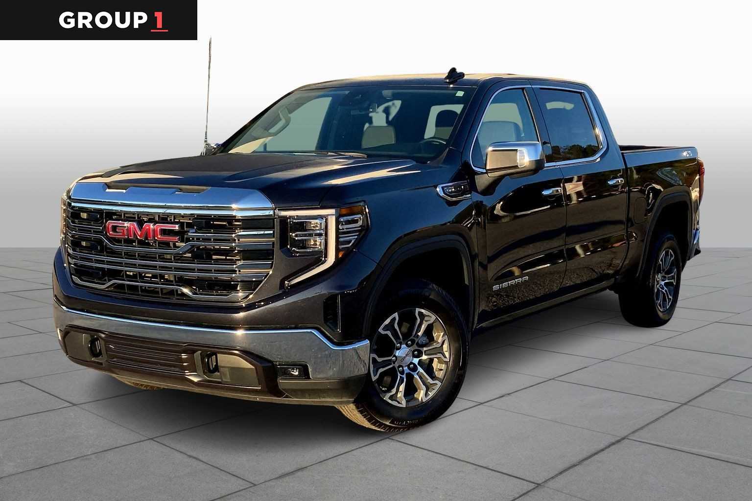 2025 GMC Sierra 1500 SLT's photo