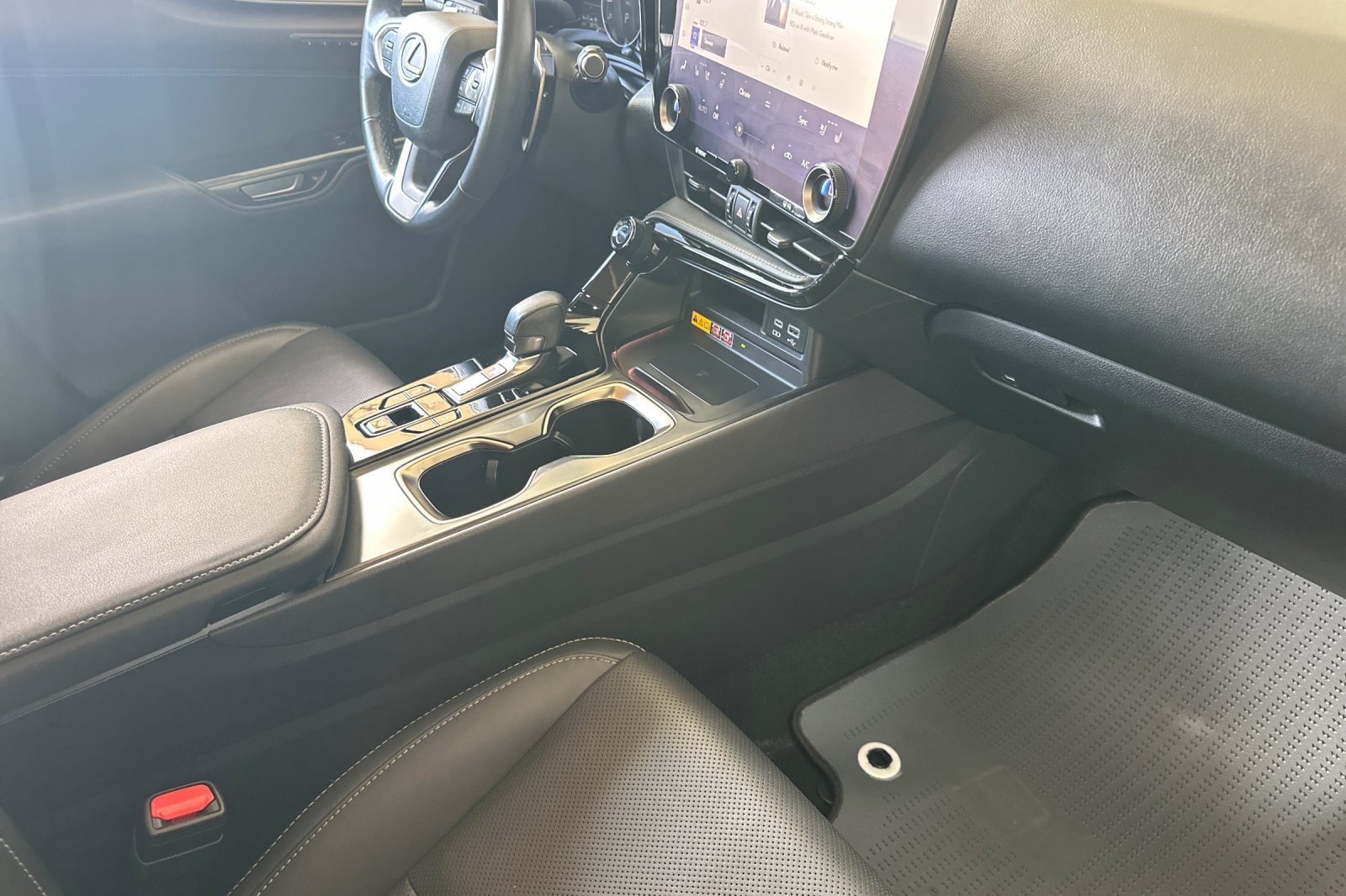 2023 Lexus NX 350 Premium photo 10