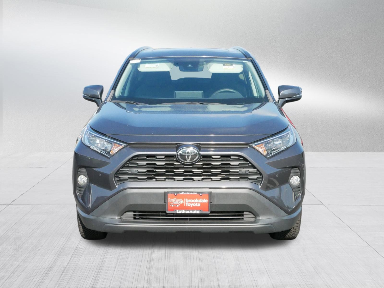 Certified 2019 Toyota RAV4 XLE with VIN 2T3P1RFV1KW067840 for sale in Brooklyn Center, Minnesota
